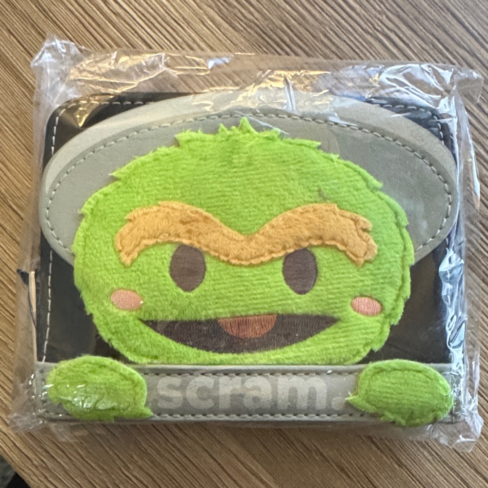 New in plastic Loungefly Oscar The Grouch Wallet